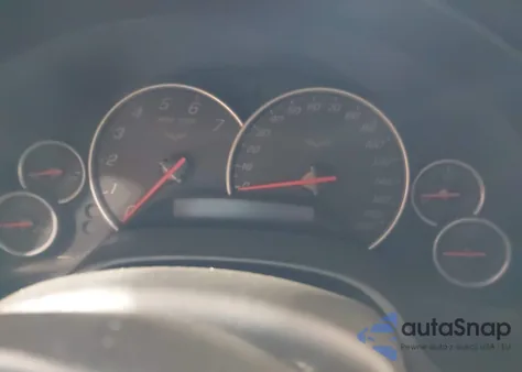 2005 Chevrolet Corvette z USA, uszkodzony, nr VIN 1G1YY24U155109932